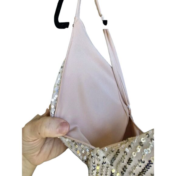 LOVE&LEMONADE Sexy V-Neck Silver Gold Sequin Bodycon sz m formal Dress Prom Nwt - Picture 5 of 10